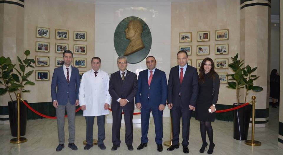 Türkiyənin məşhur Medipol Mega Universitet Xəstəxanasının rəhbərliyi Tədris Cərrahiyyə Klinikasının qonağı olublar