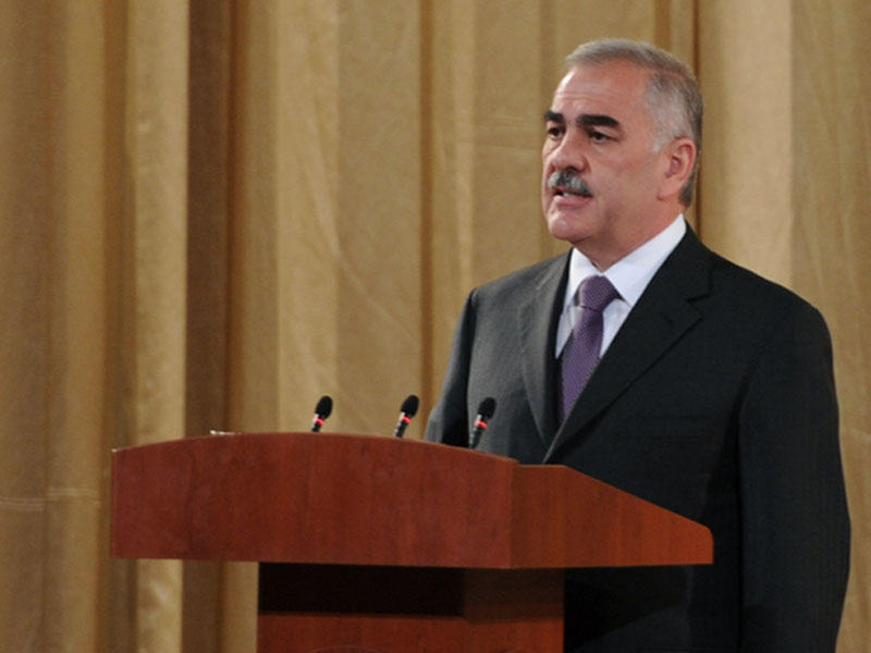 Vasif Talıbov tapşırıqlar verib