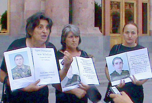 Erməni anaları oğullarını Qarabağa göndərmək istəmirlər