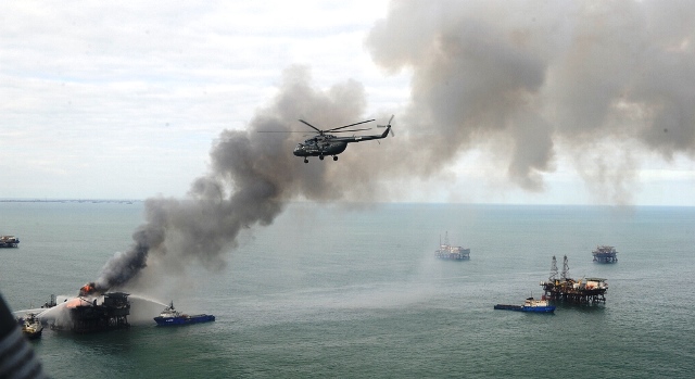 İtkin düşmüş neftçilərilə bağlı