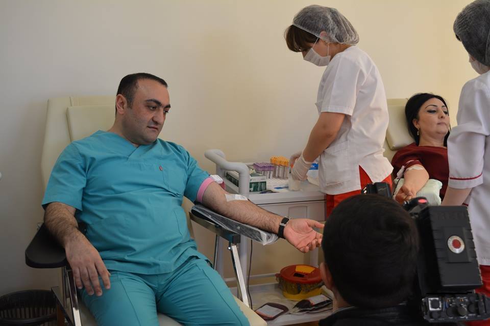 Azərbaycan Tibb Universitetində qanvermə aksiyası keçirildi