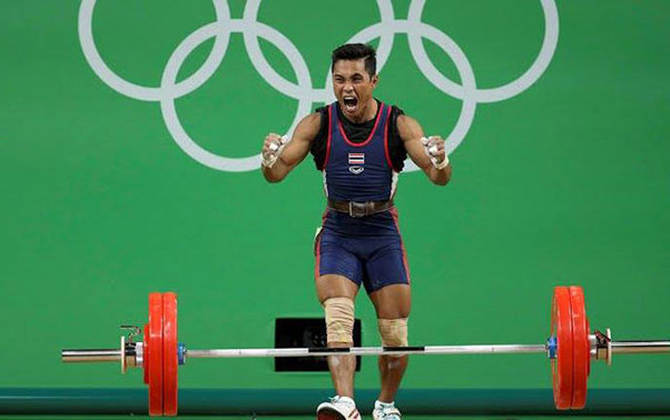 Nəvəsinin medal qazanmasına sevindi - Ürəyi partladı