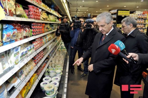 Baş nazirin müavini: Bazarda satıcılar çox, amma alıcılar yoxdur