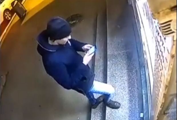 Bakıda telefon oğrusu kameraya düşdü