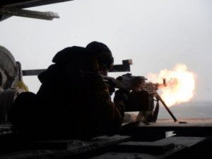 Cəbhədə gərginlik səngimir - Düşmən mövqelərinə əks-zərbələr endirildi