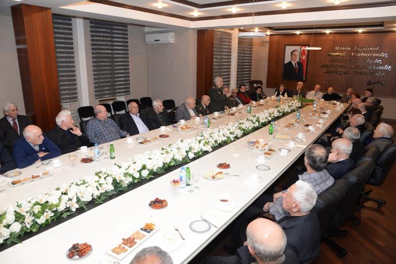 Nəsimi rayonunda müharibə və əmək veteranları ilə görüş keçirildi