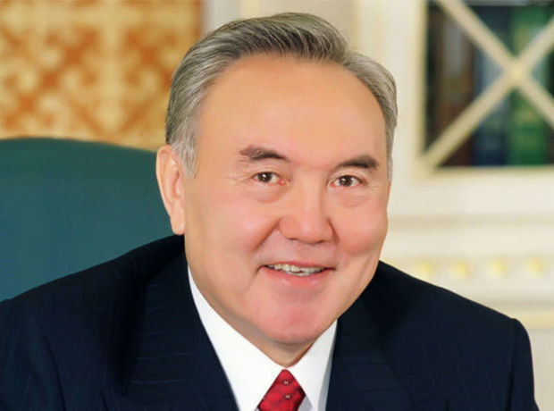 Nazarbayev Bakıya