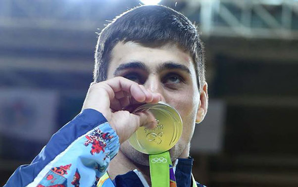 “O, məni aldatdı”