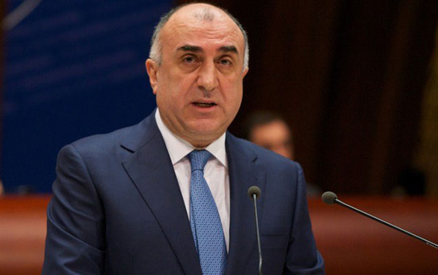 İmkan olduqca uşaqlarla futbol oynayıram - Elmar Məmmədyarov