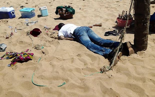 Fil Dişi Sahilində turistlərə silahlı hücum olub