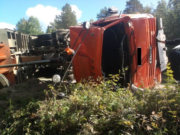 Hacıqabulda “KamAZ” aşdı: Ölən var