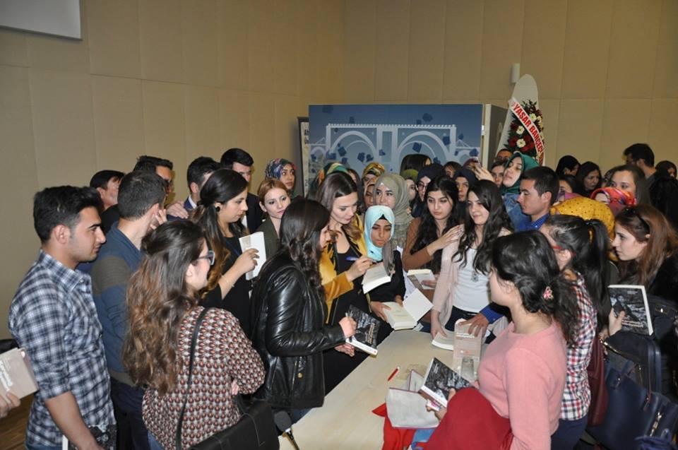 Kırşehirdə “Karabağ hikayeleri” böyük maraqla qarşılanıb
