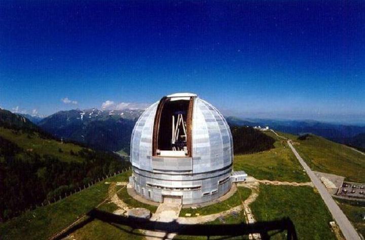 Alimlər kainatda nəhəng obyekt aşkar etdilər