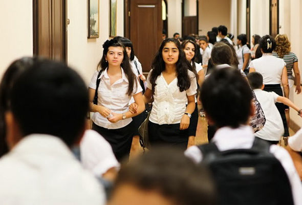 Orta məktəb direktorları və müavinlərinin fəaliyyəti