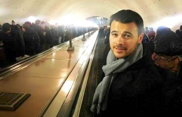 Emin Ağlarov metroda