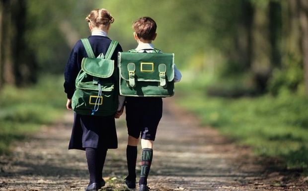 Məktəblərə qənim kəsilmiş oğru dəstəsi ələ keçdi