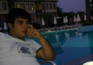 Bakı Avrasiya Universitetinin rektoru Nazim Hüseynli oğlunu 24 yaşında prorektor təyin etdi