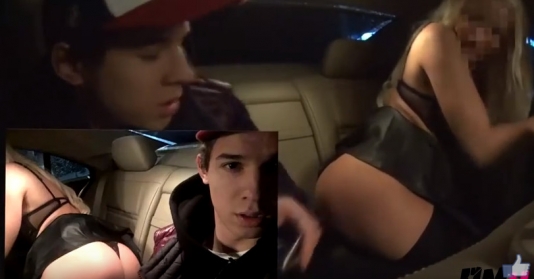 Pula görə bahalı avtomobildə soyunan qızlar