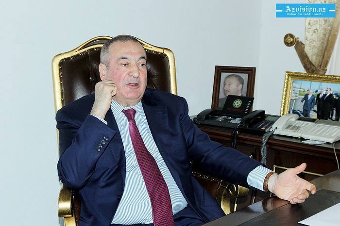 `Kəndçi öz kəndinə qayıtmalıdır...`