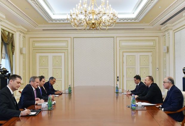 İlham Əliyev Amos Hokstaynı qəbul etdi