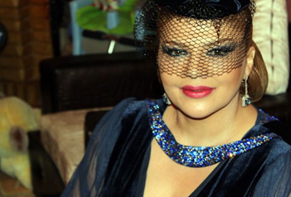 Mətanət İsgəndərli: Şou-biznesin Kleopatrasıyam