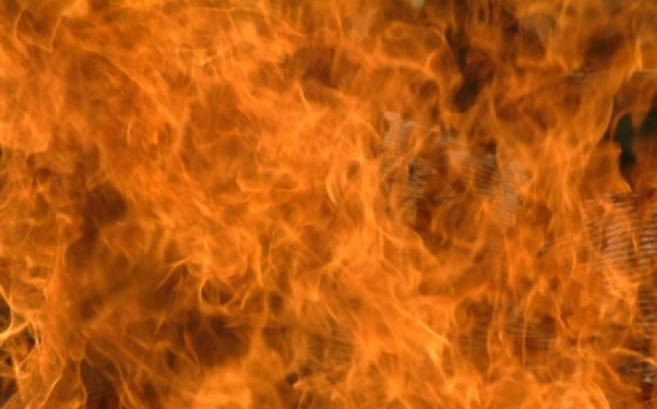 Tort şamlarından çıxan yanğın 13 can aldı