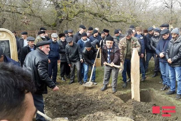 “Günəşli”də həlak olan neftçi dəfn olundu