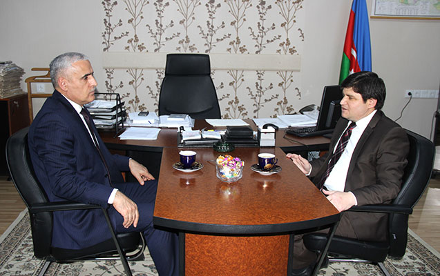 Cəlil Ərdəm “İki sahil” qəzetinin qonağı olub