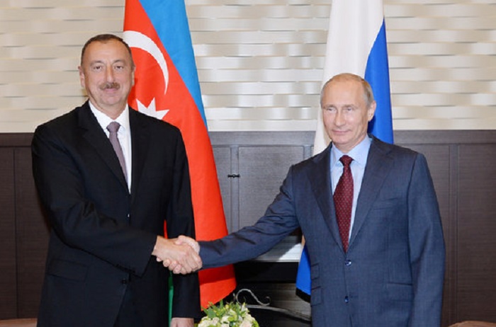 Putin İlham Əliyevlə Suriyanı müzakirə etdi