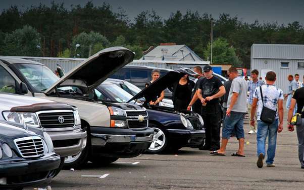 Bakıda maşınlar bahalaşır