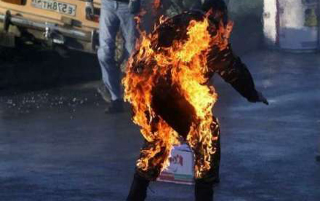 Araq içdi, özünü yandırdı