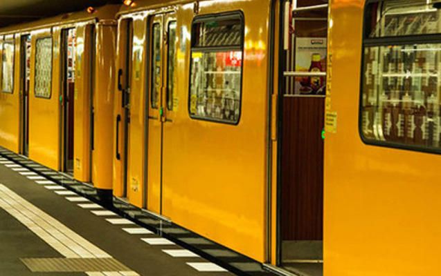 Berlin metrosunda gizli otaq tapıldı