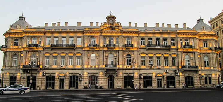 SOCAR vitse-prezidentindən hüquq müdafiəçisinə məktub