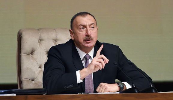 İlham Əliyev: Xaricə satan sahibkar dövlət tərəfindən vəsait alacaq