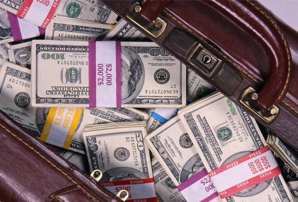 Valyuta ixracına nəzarət niyə vacib idi?