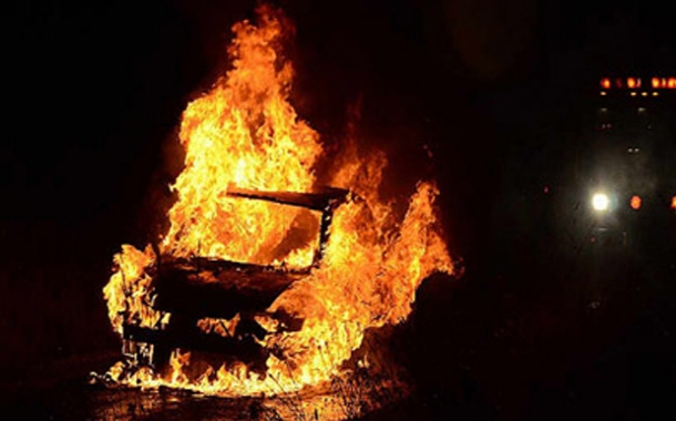 Mingəçevirdə “BMW” yandı