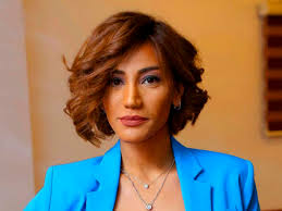 “Xoşbəxt qadın olmaq istəyirəm...”