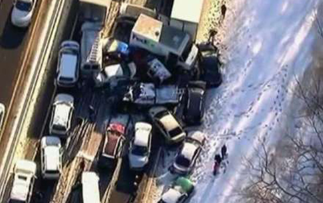 ABŞ-da 50 avtomobil toqquşdu