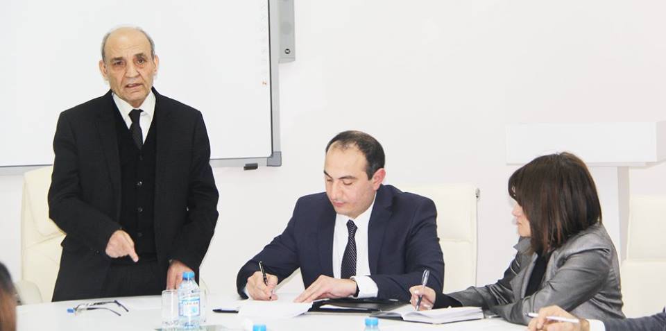 AMEA Dilçilik İnstitutunun gənc alimləri fəaliyyət planlarını müzakirə ediblər