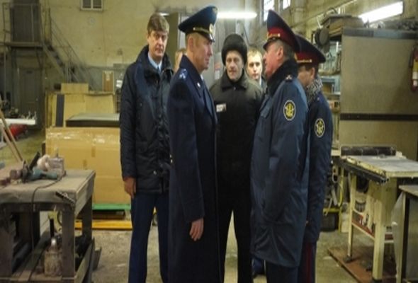 Həbsxanda Azərbaycan tütünündən gizli siqaret istehsalı