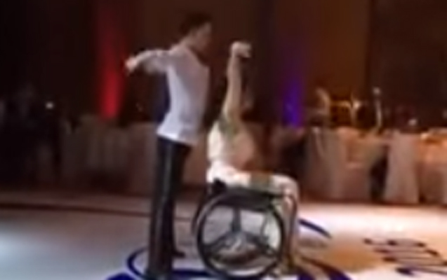 İdmançımızdan əlil arabasında möhtəşəm rəqs...