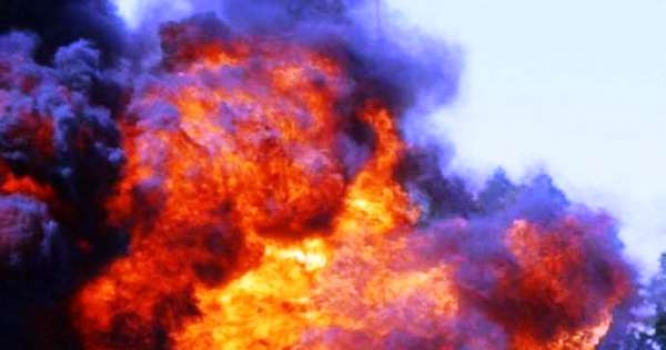 Tikilməkdə olan metro stansiyası ərazisində