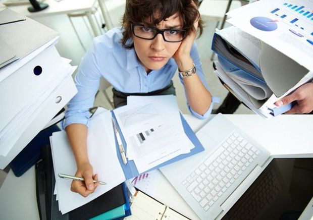 Azərbaycanda rəsmi işləyənlərin sayı