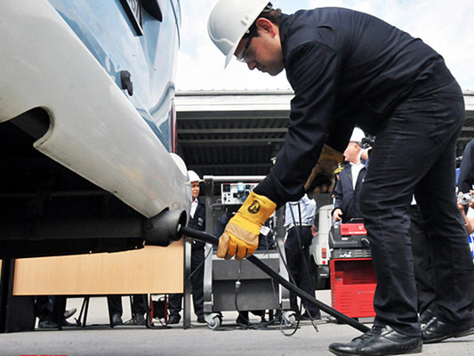 Yol polisindən sürücülərə