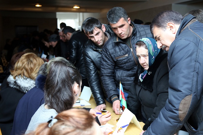 Gəncədə 254 nəfər daimi işlə təmin olunub