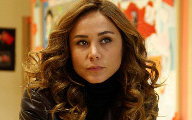 Aktrisanın evindən 180 minlik oğurluq