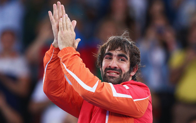 Məhşur azərbaycanlı idmançının ayağı sındı