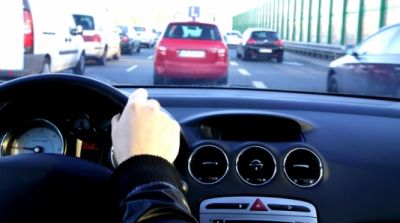 Etibarnamə ilə maşın sürənlərə