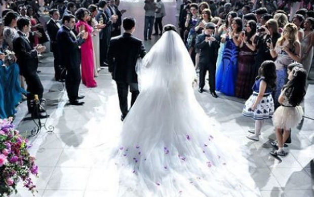 Azərbaycanda toylar azalıb