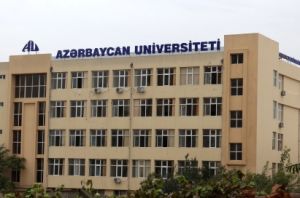 AZƏRBAYCAN UNİVERSİTETİNDƏ QURULAN “GİZLİ BAZAR”